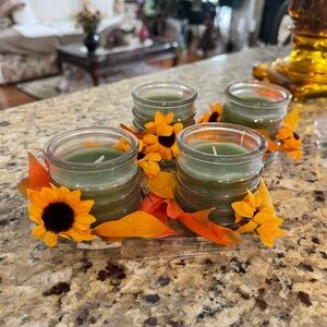 Green Candle Set with Sunflower Accents